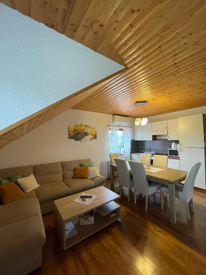 House Leonarda Ξενοδοχείο Grabovac  Εξωτερικό φωτογραφία